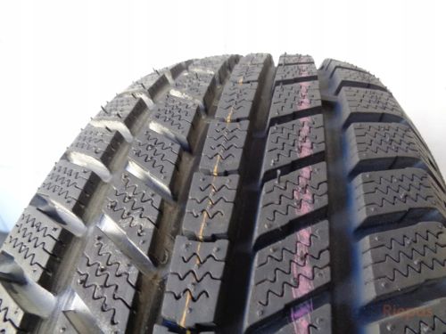 Roadstone Euro Win 195/65 R16 104T - 2